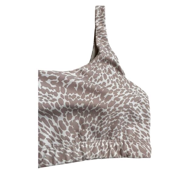 Vuori Sports Bra Women’s Size L Cheetah Print - Picture 2 of 5